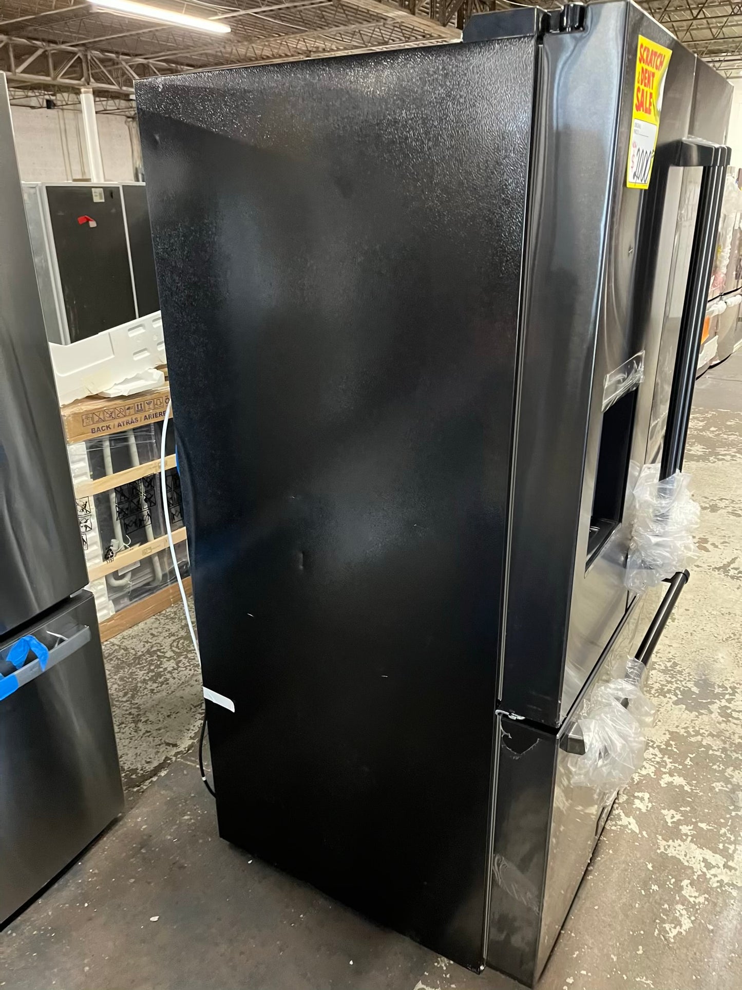 OPEN BOX 📦 | SCRATCH & DENT - ZLINE 36 in. 28.9 cu. ft. Standard-Depth French Door External Water Dispenser Refrigerator with Dual Ice Maker in Fingerprint-Resistant Black Stainless Steel #RF842FB