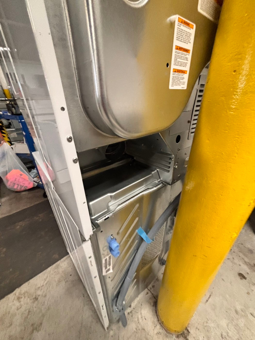 >new open box 📦 Frigidaire stacked laundry center Electric 220v washer & dryer unit in white 27" #LWR28B