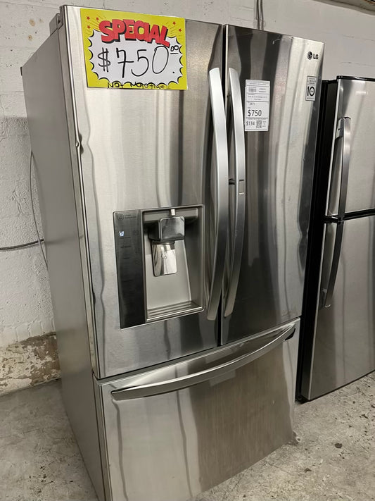 LG French door refrigerator Showcase stainless steel w/ice water dispenser 36" Refurbished #RF735SB