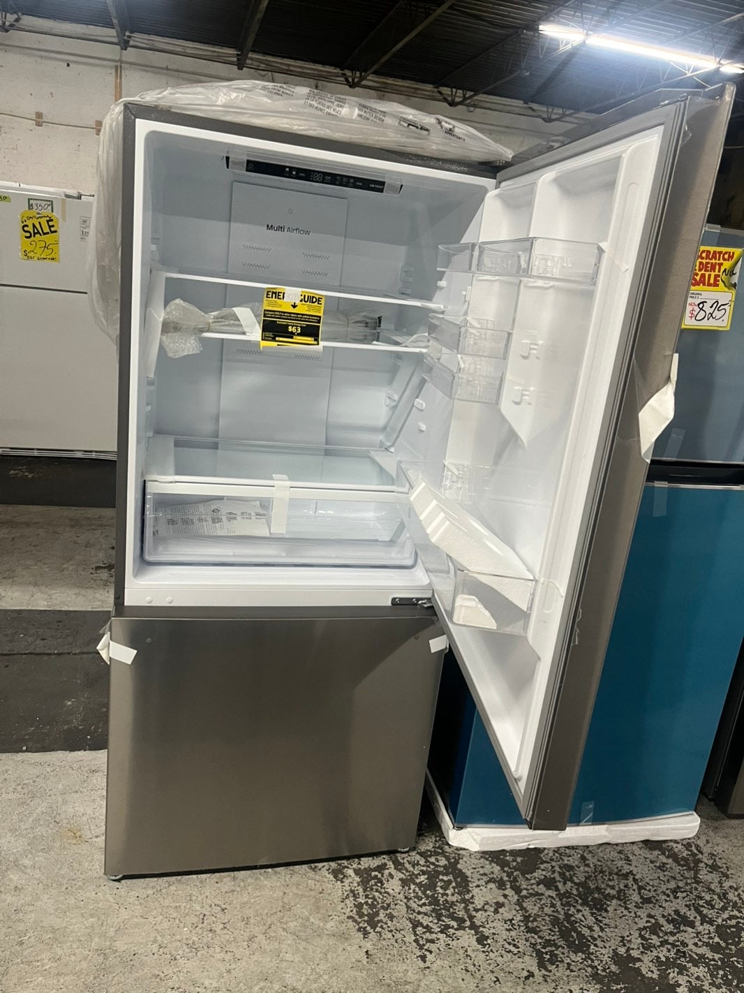 Open box 📦 New S/d 32” Mora 17.2 cu. ft. Counter Depth Bottom Freezer Refrigerator with LED Interior Lighting  #MON17VB2