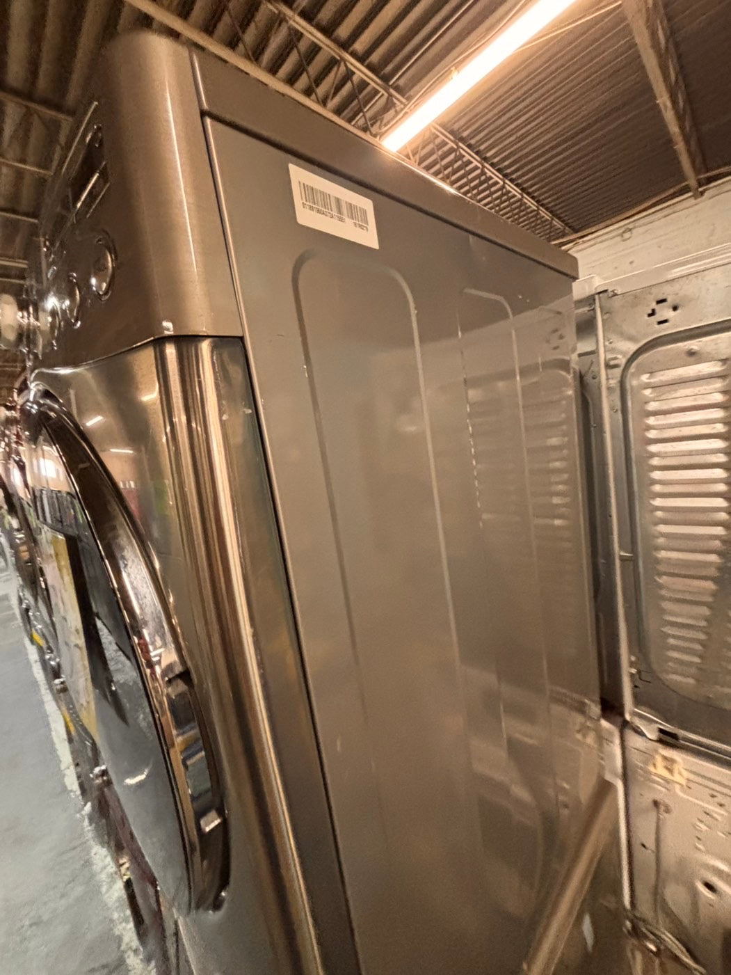>*special🌟🔥 Used-great conditions refurbished LG steam washer 4.5cu ft & electric steam dryer 7.5 cu ft large capacity set electric 220v front load stackable or side by side - sensor dry He in silver-gray   #WDLGP1SET