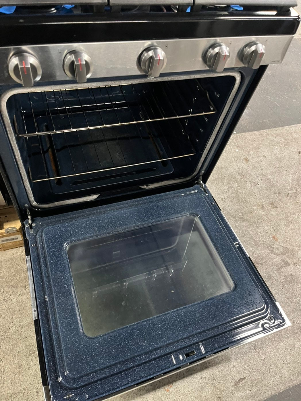 =Samsung Air fry Bake Roast keep warm gas stove 5 burner bake broil i/lo in black & silver -used-Refurbished 30” #GSTVA24B