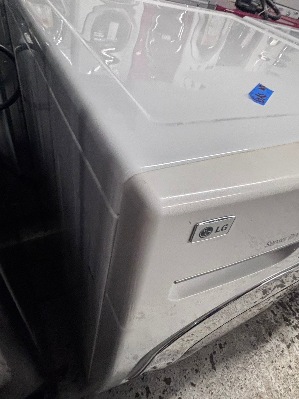 >special 🌟 LG  front load stackable GAS steam dryer in white , stainless steel drum 27" #GDLGZ0B