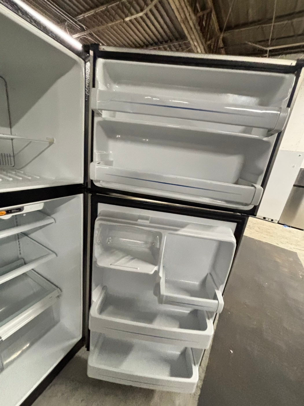 -GE Top freezer Refrigerator with ice maker inside -stainless steel |  30” in Refurbished Item number #RFS653VB-TR