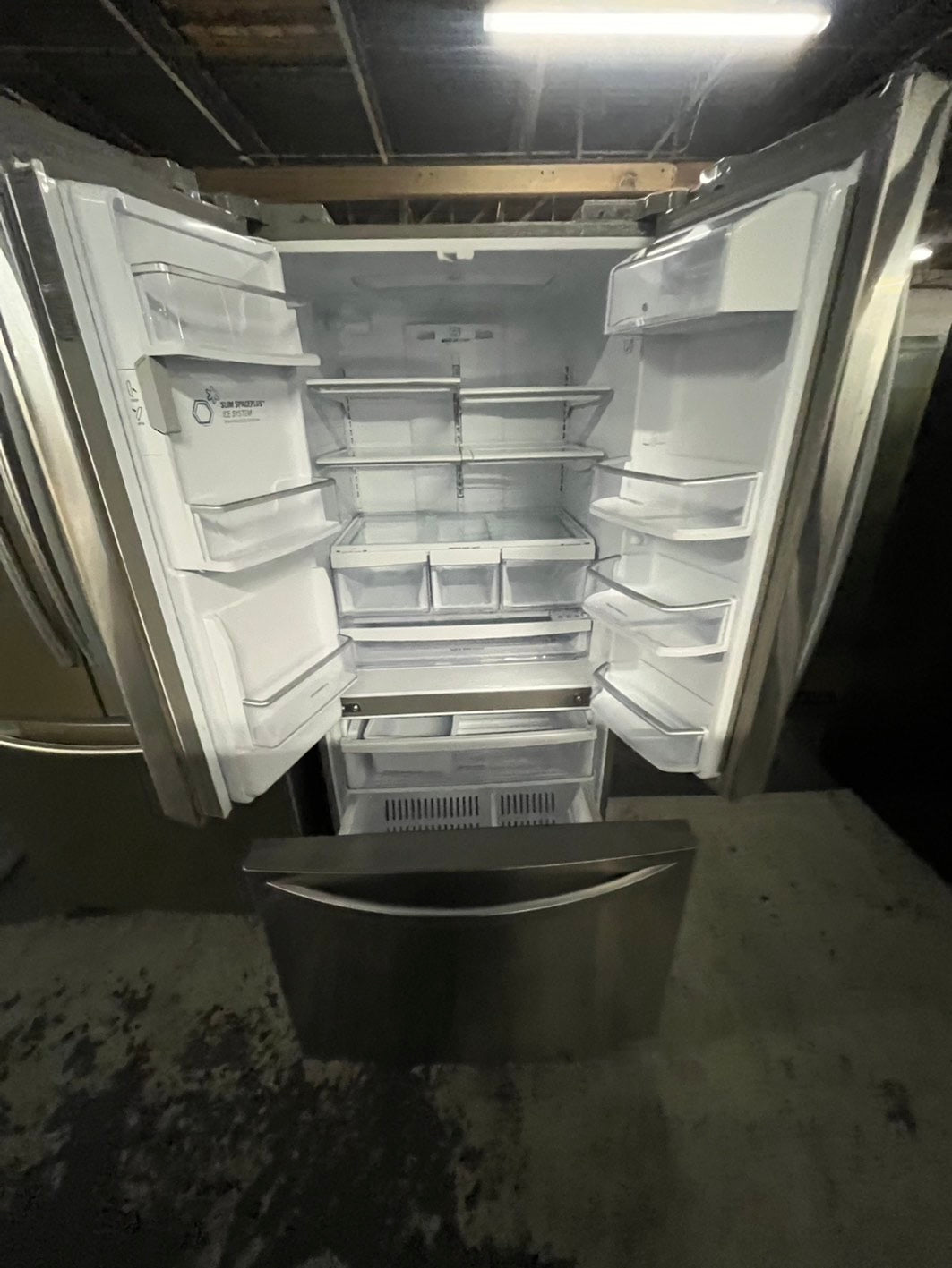 🎁🎄Holiday Sale‼️Lg 33” french doors refrigerator stainless steel w/ice & water dispenser inside  used refurbished #KNM27BB