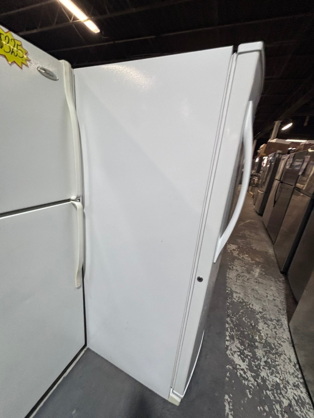 >>whirlpool 33”wide x 66 height x  25”depth up-right freezer white 20cu.ft Refurbished-used #RF5CZXB