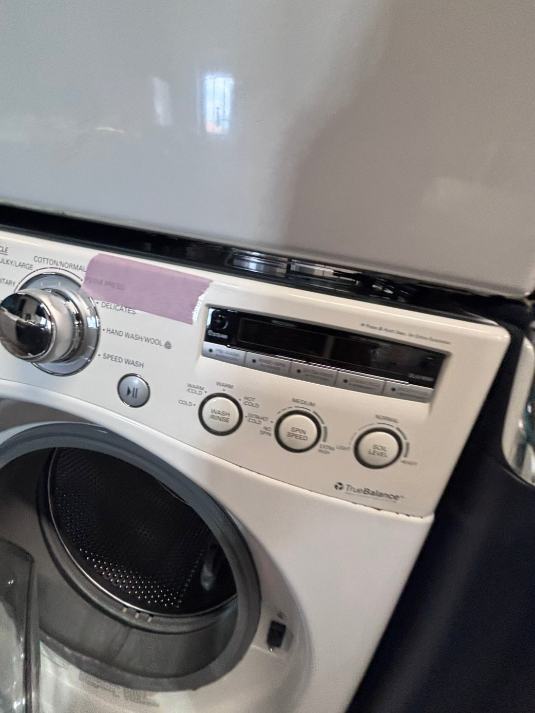>* July 4th special 🇺🇸LG washer & dryer set electric 220v front load stackable or side by side - sensor dry in white  #WEDL99SET