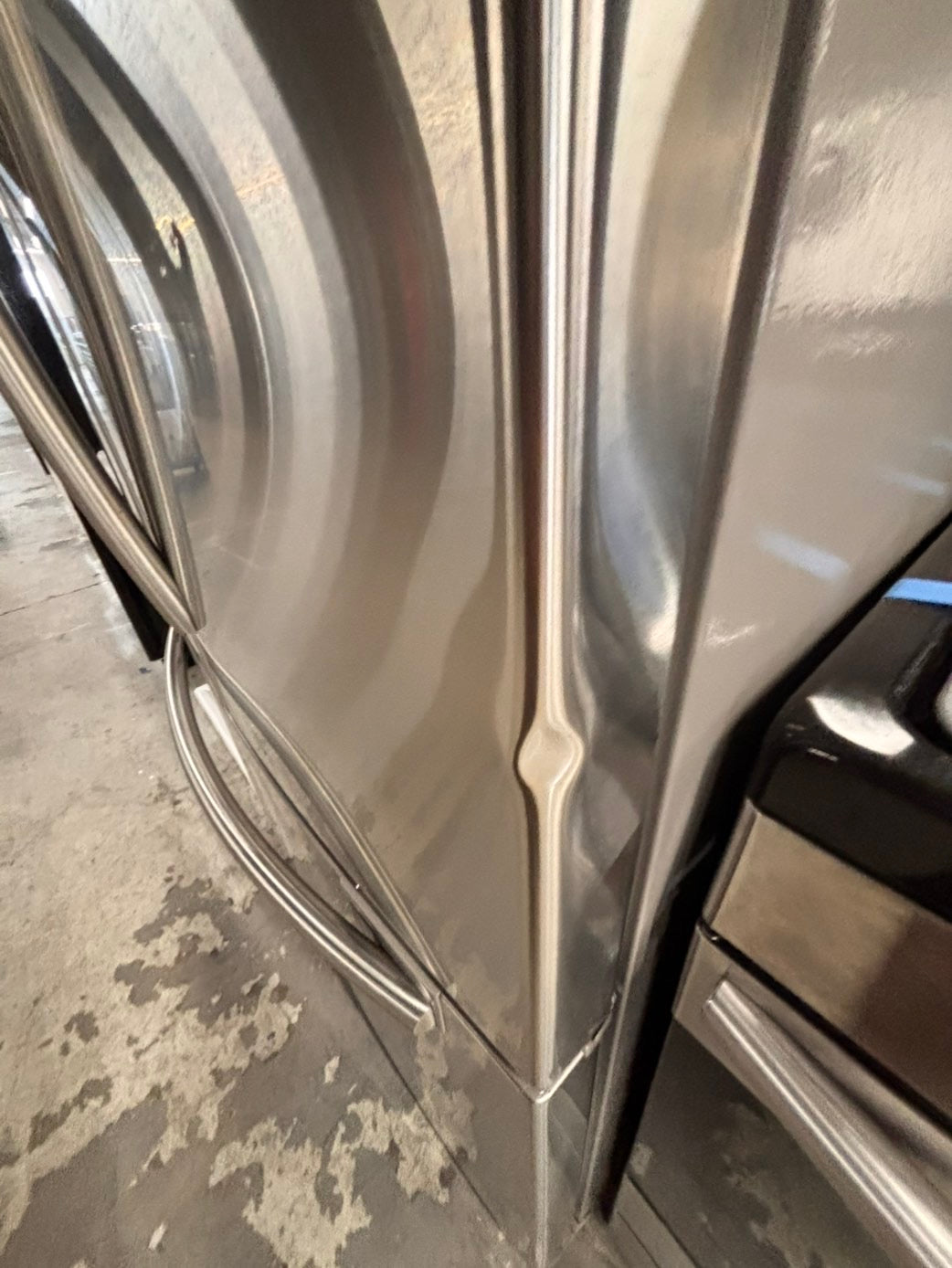 >special combo 4pc. Samsunf French door Refrigerator 36” stainless steel w/  ice & water dispenser,gas stove 5 burners ,new scratch and dent over the range microwave & dishwasher all same brand #JZ1216BCOMBO