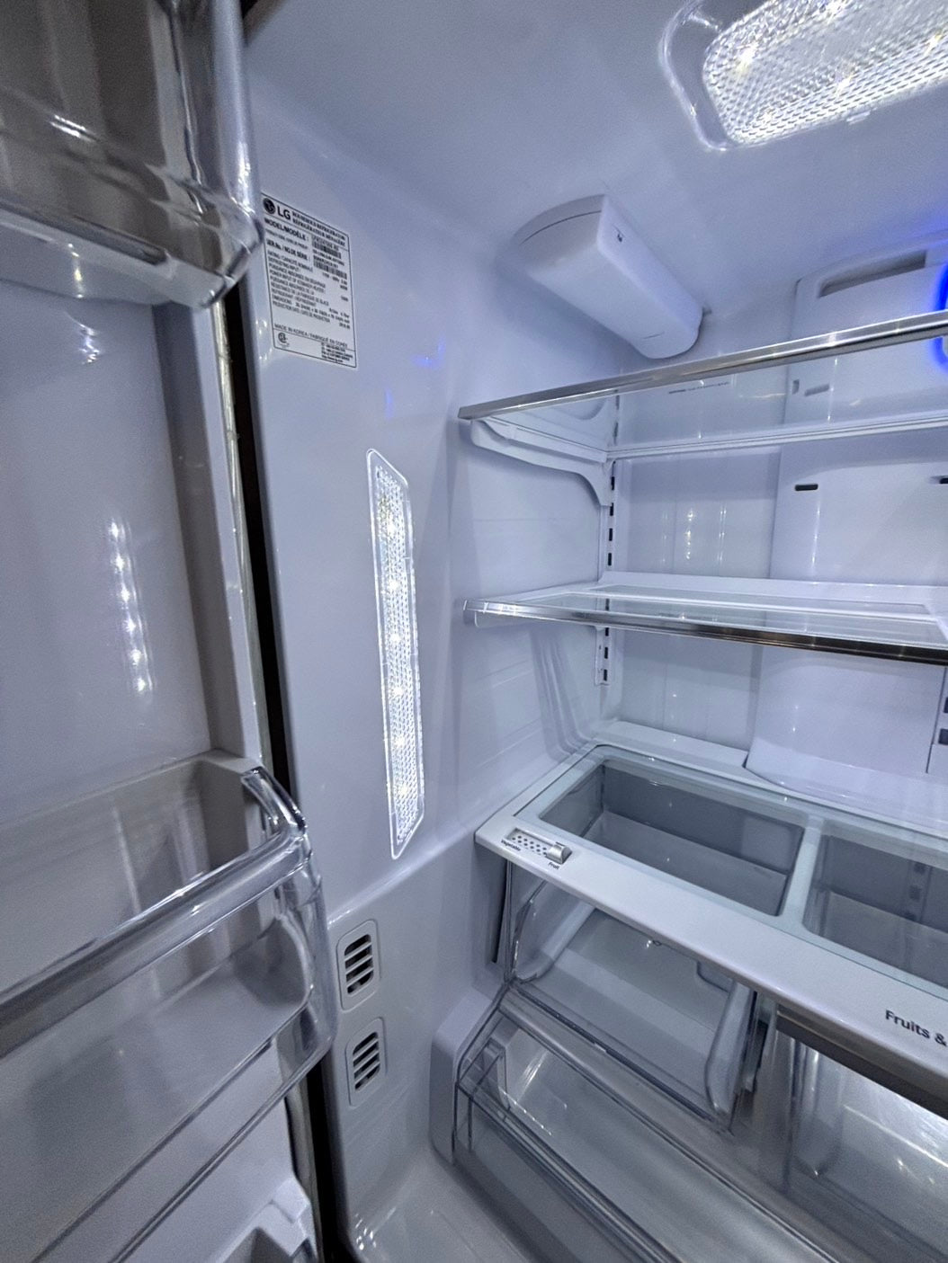 >special 3pc. Combo =LG French door Refrigerator counter depth  w/ ice water dispenser 36",gas stove 5 burners & new the range microwave all same brand  #ARF31B3PC