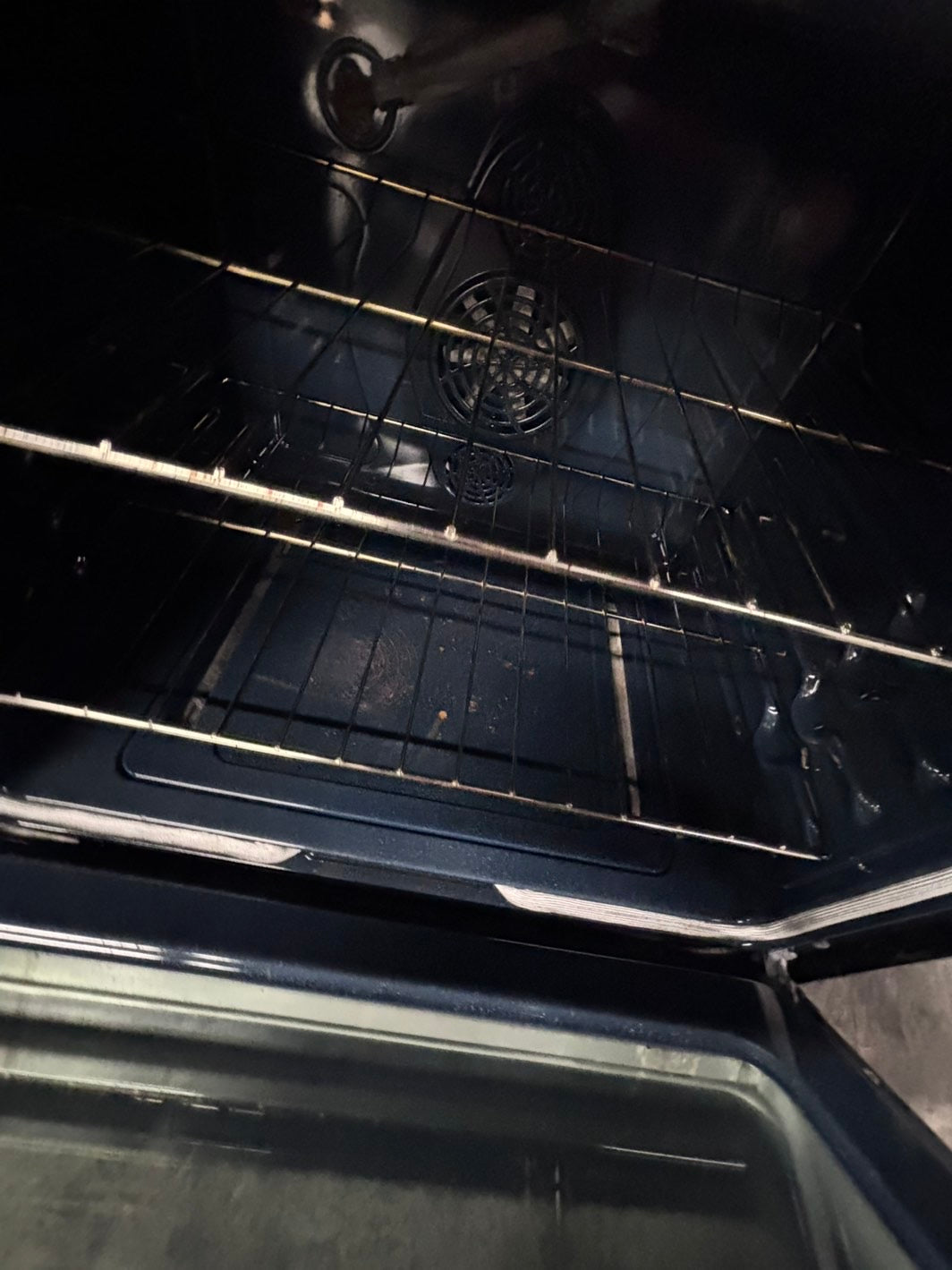 >Samsung Convection oven gas stove 5 burner bake broil i/lo in black & silver -used-Refurbished 30” #GRP55B