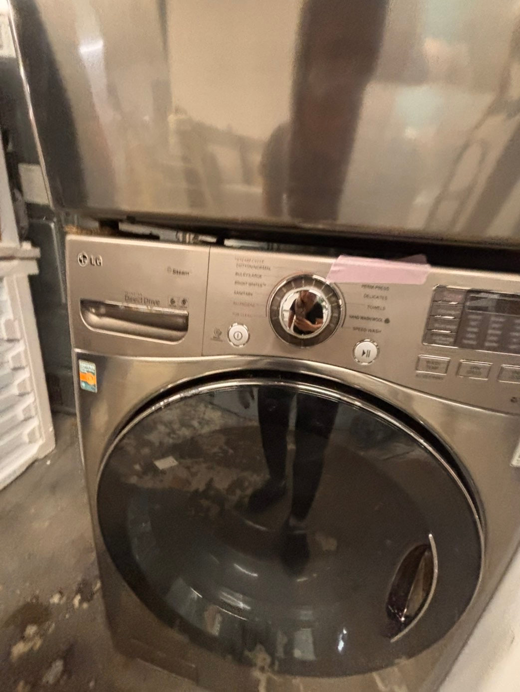 >*Used-great conditions refurbished LG steam washer 4.5cu large capacity in silver-gray  #WR15WW