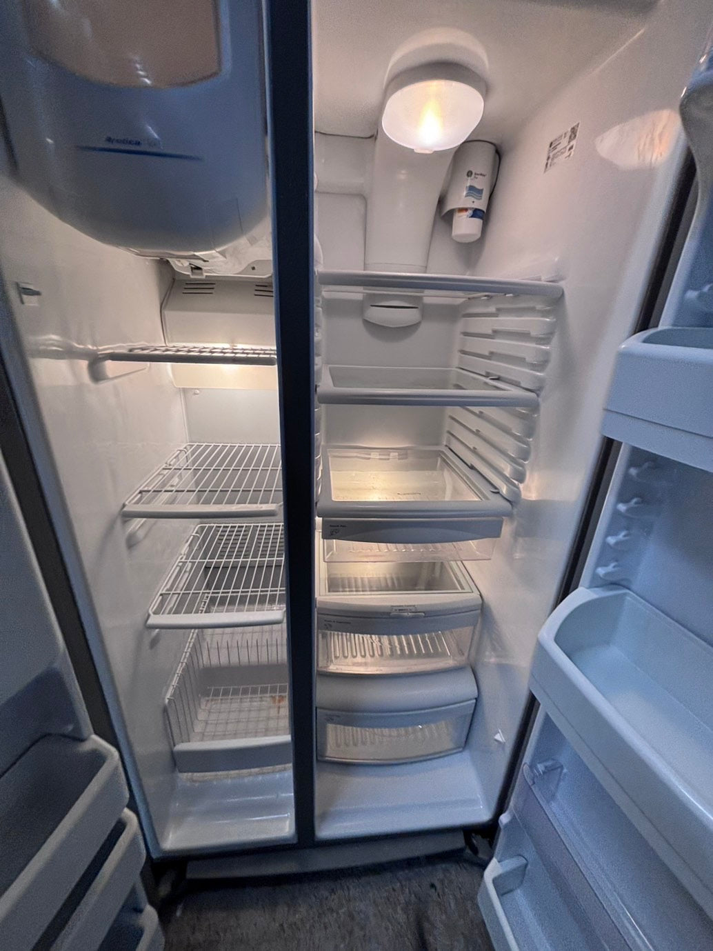 >*36” x 69h GE side by side Refrigerator and freezer stainless steel w/ice water dispenser 36” #SBTT7B