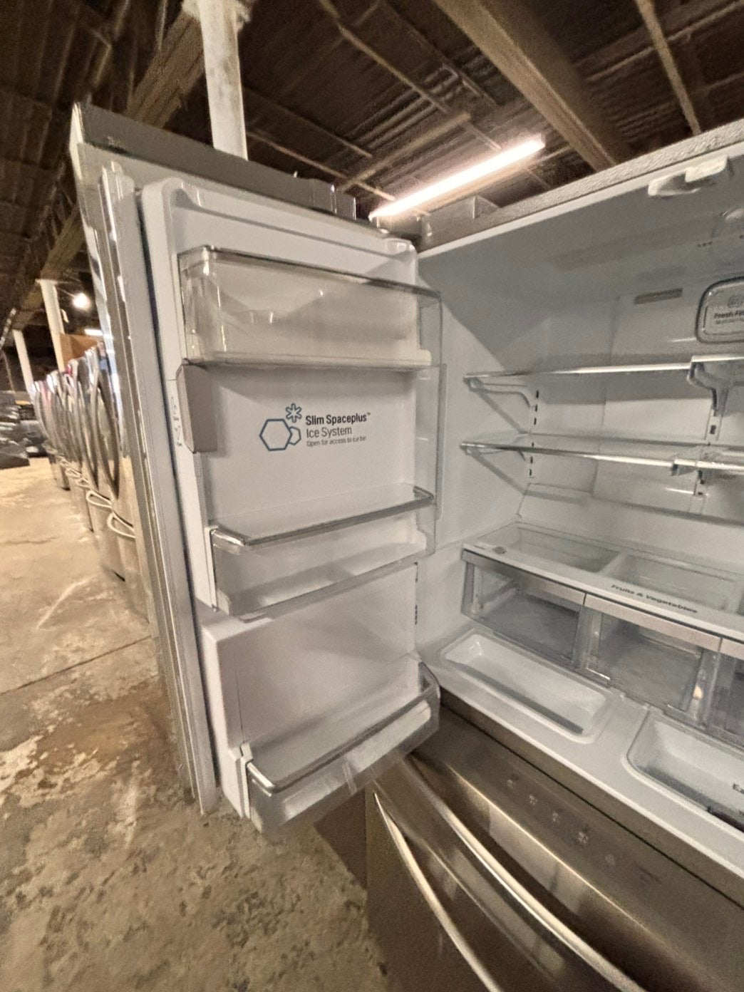 >sale🔥LG  French door 4-doors Refrigerator counter depth stainless steel w/ ice water dispenser great condition 36" used-refurbished #LGAW24BB