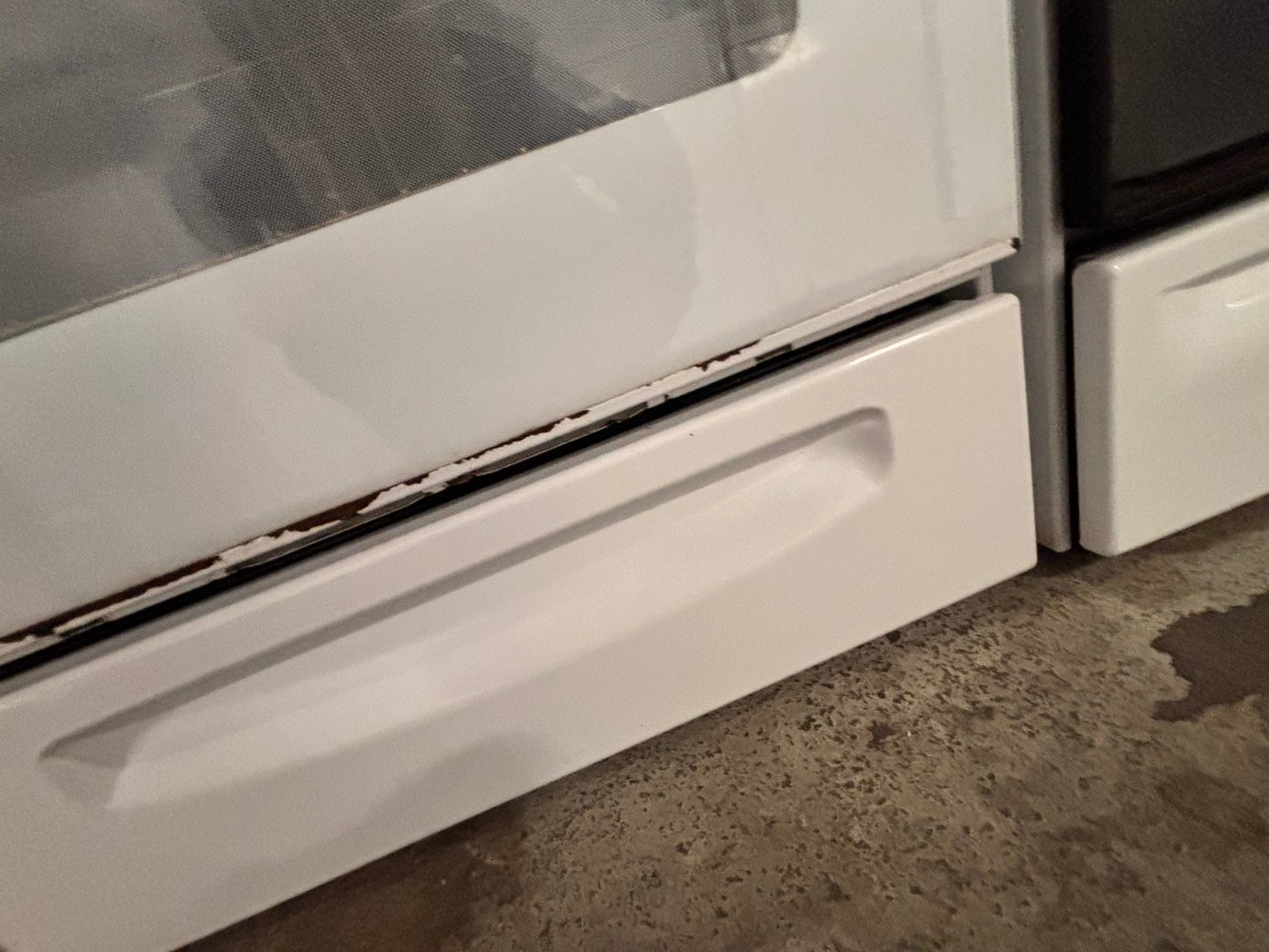 >on sale🔥GE Glass Top electric stove white bake broil 4 burner Self clean 30” off white Refurbished #WGW96B