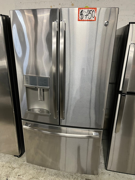 *Used | Refurbished GE profile 36” 28cu.ft. French door refrigerator stainless steel w/ice water dispenser 36" stock number #RF280B