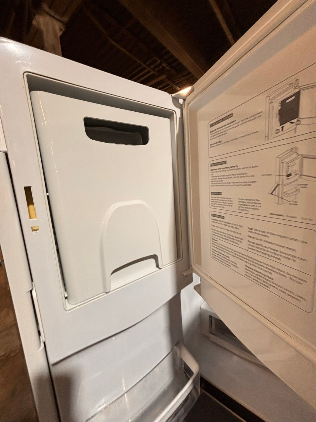 }}LG used-Refurbished LG 36”w x69h x 30” depth refrigerator stainless steel w/ice & water dispenser  #FDLD773B