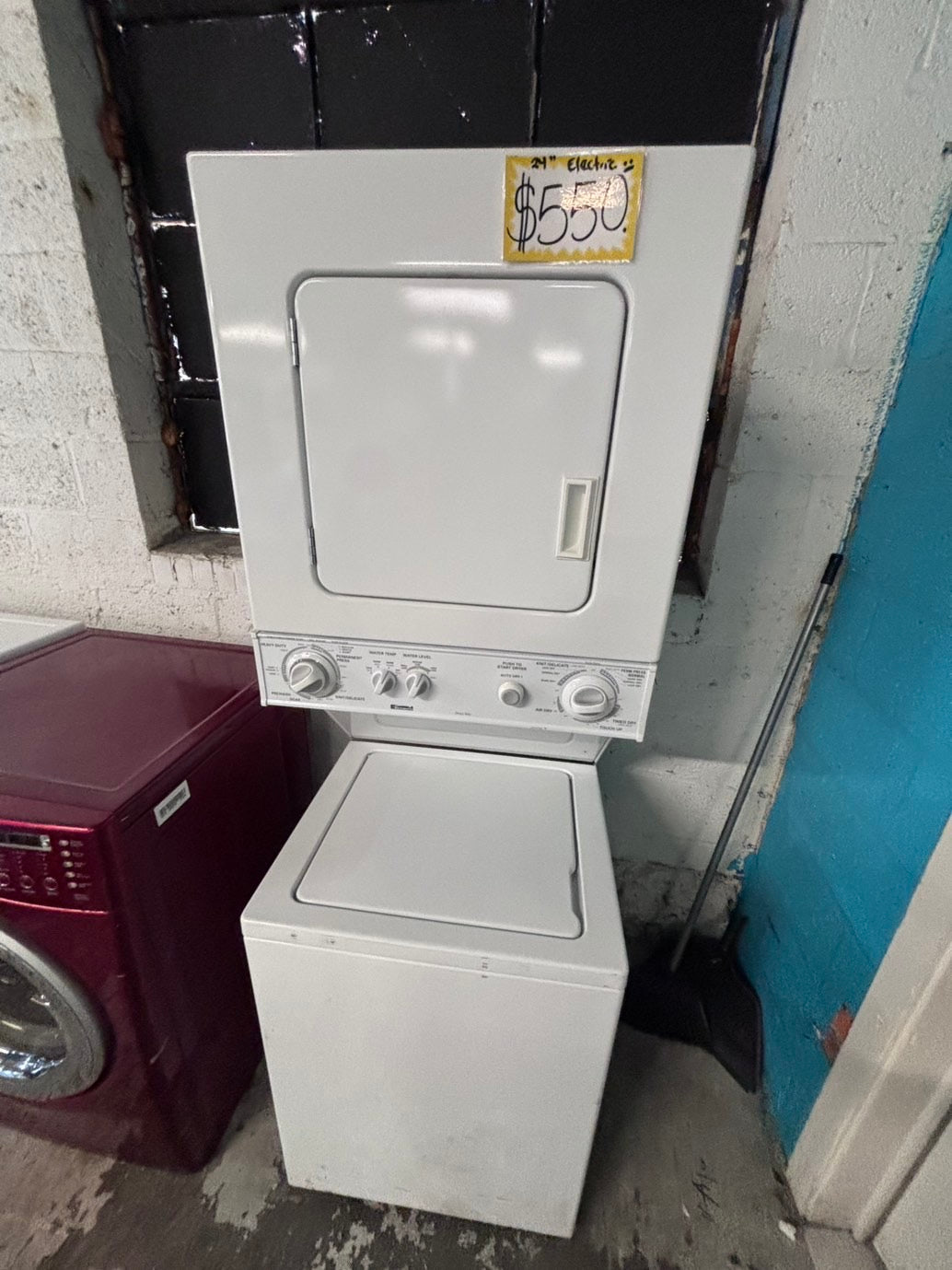 >*kenmore  stacked laundry center Electric 220v washer & dryer set used -in  white 24" #LWCY4B