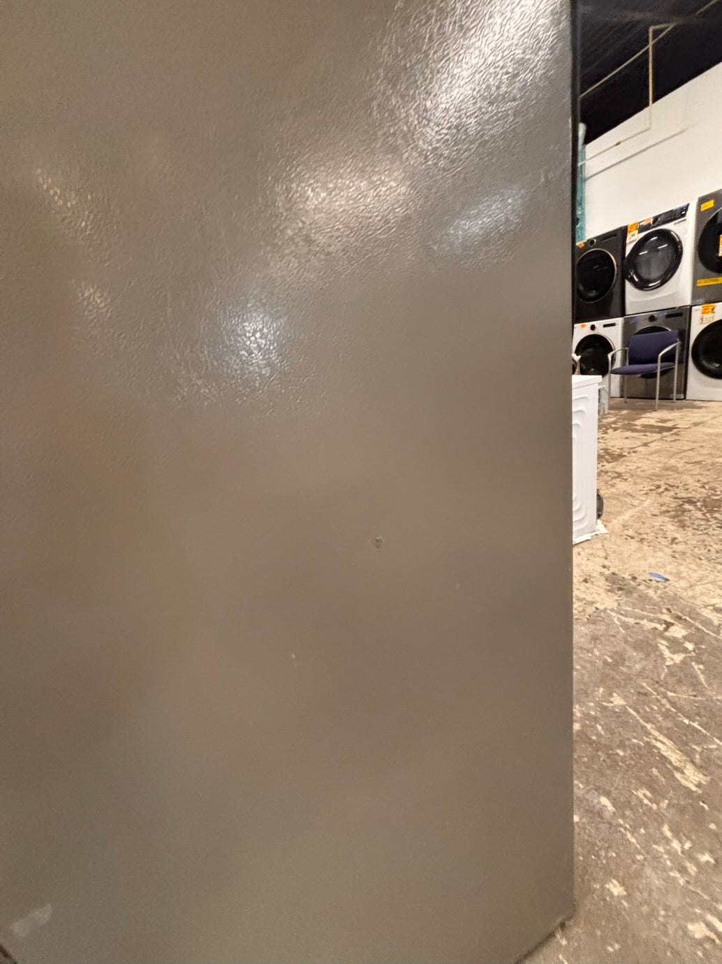 }}LG  33” x 68.1/2 h wide doors French door Refrigerator  with ice  🧊 maker inside #DFLGH338B