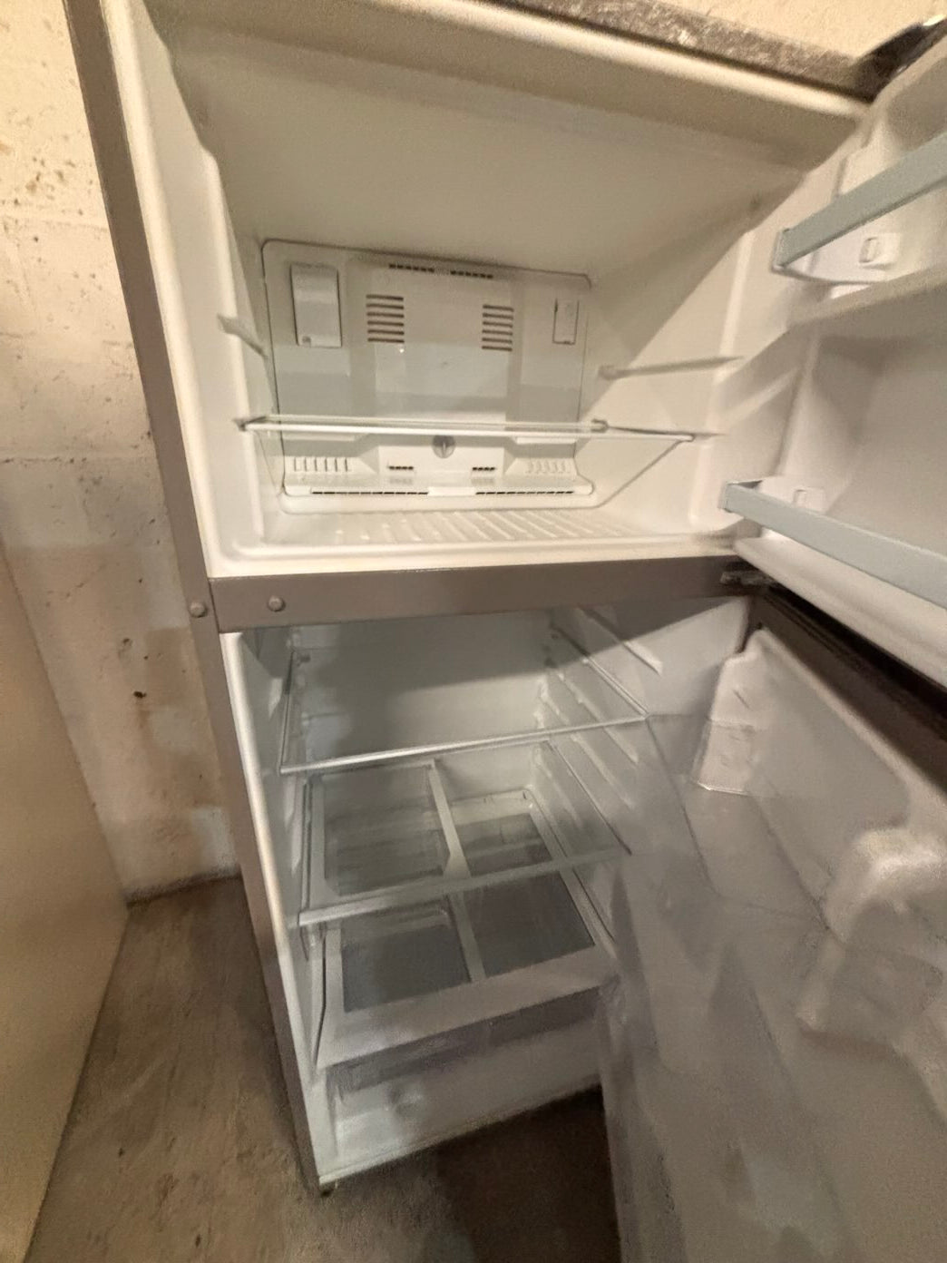 }}28” whirlpool top freezer fridge stainless steel  used-refurbished working 💯  with warranty #FWT14ZB