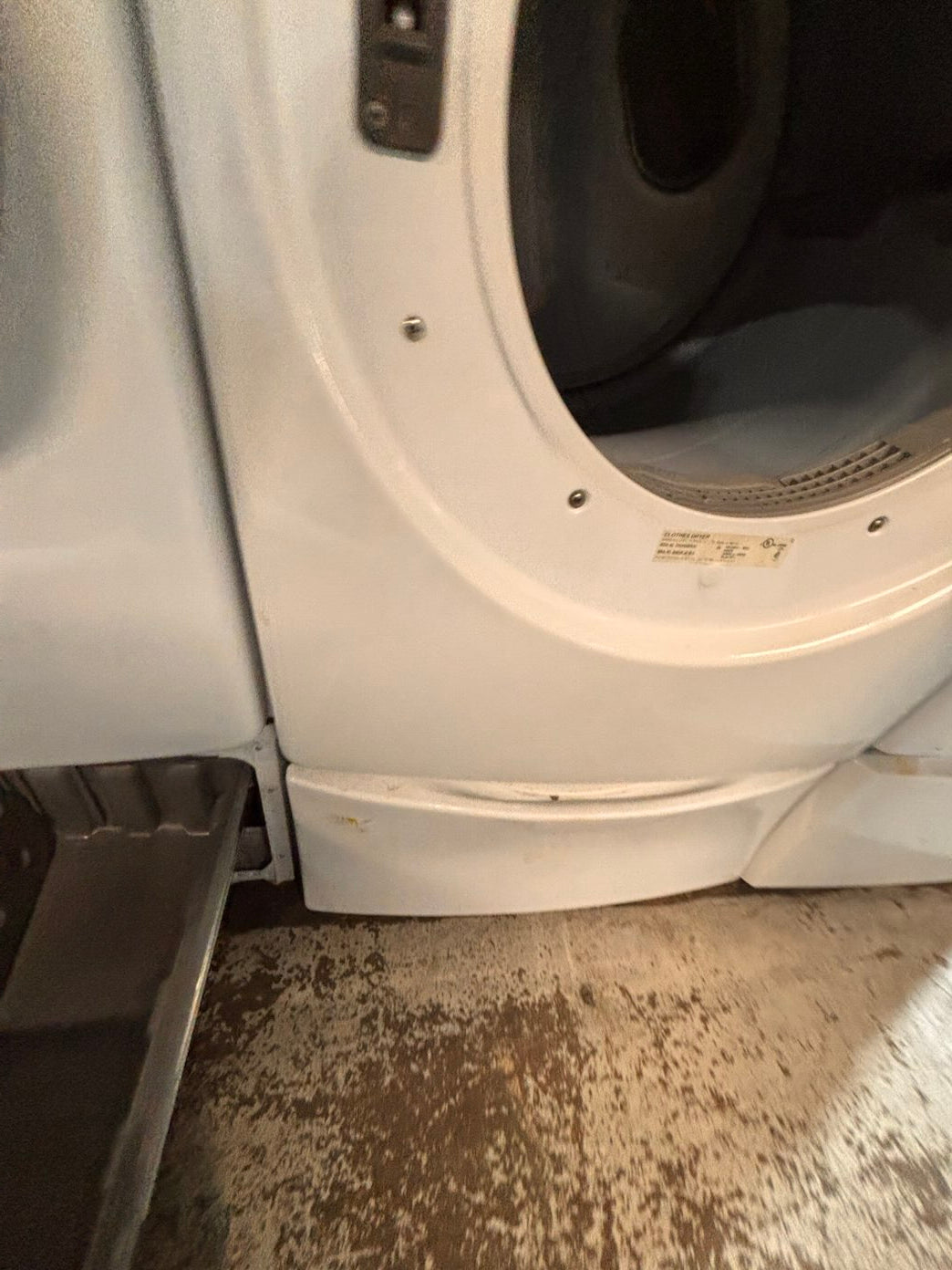 }}Samsung used- refurbished front load electric 220v dryer & washer large  capacity with pedestals in white color 27” working 💯 with warranty #FLSG427B