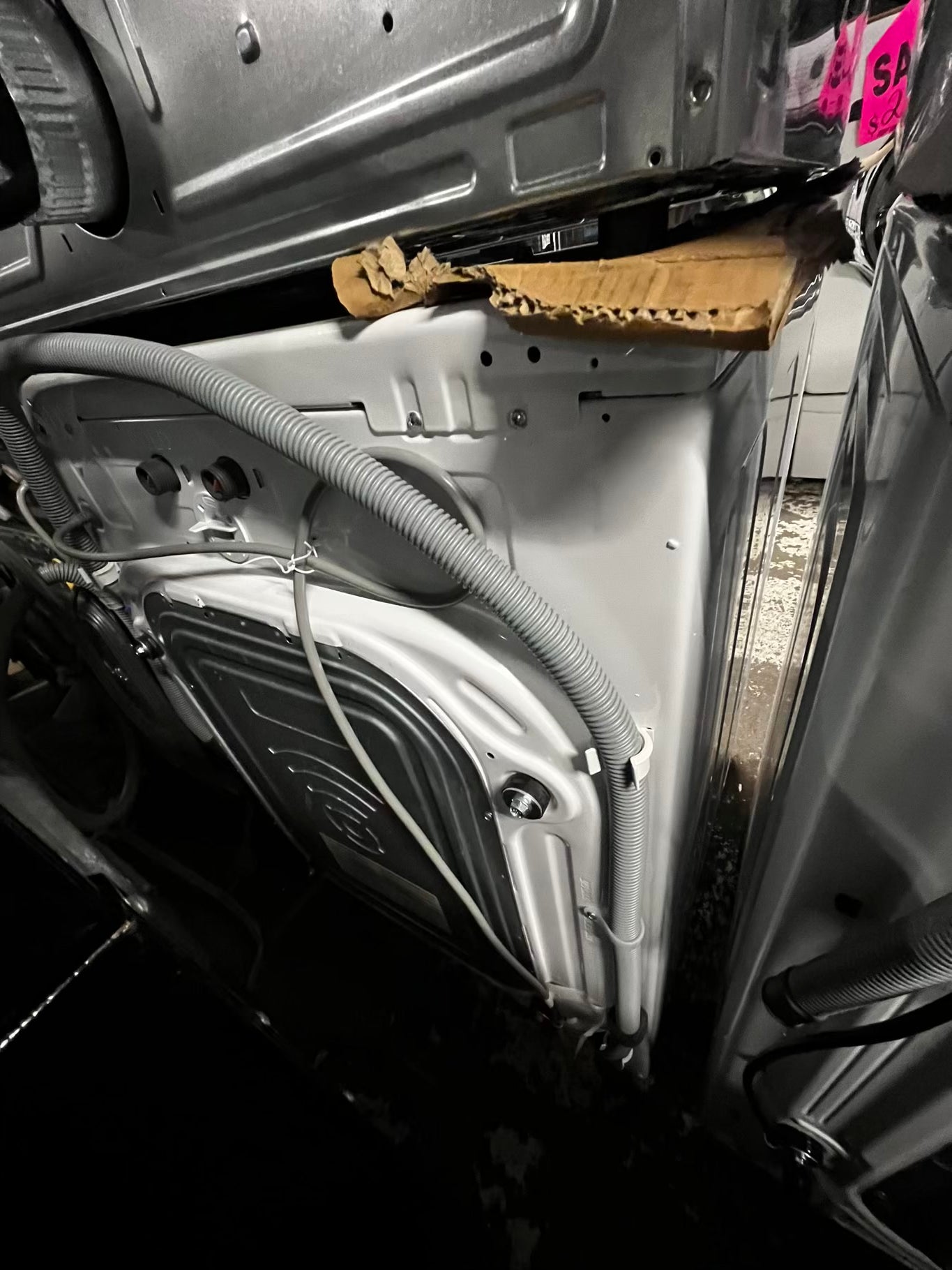 -Open Box 📦 Scratch & Dent 4.5 cu. ft. Ultra Large Capacity Front Load Washer - White
WM4000HWA & 7.4 cu. ft. Large Capacity Front Load Electric Dryer - White DLEX4000W Set / stock number #WD737CB