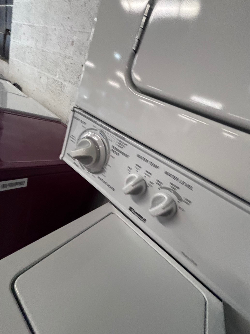 >*kenmore  stacked laundry center Electric 220v washer & dryer set used -in  white 24" #LWCY4B
