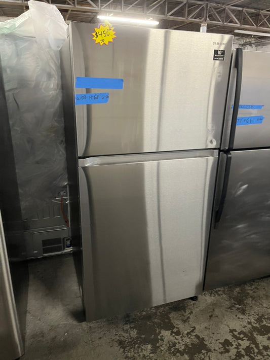=Samsung 33”top freezer refrigerator  Stainless steel-used -refurbished 33" item number #RFSMA14B