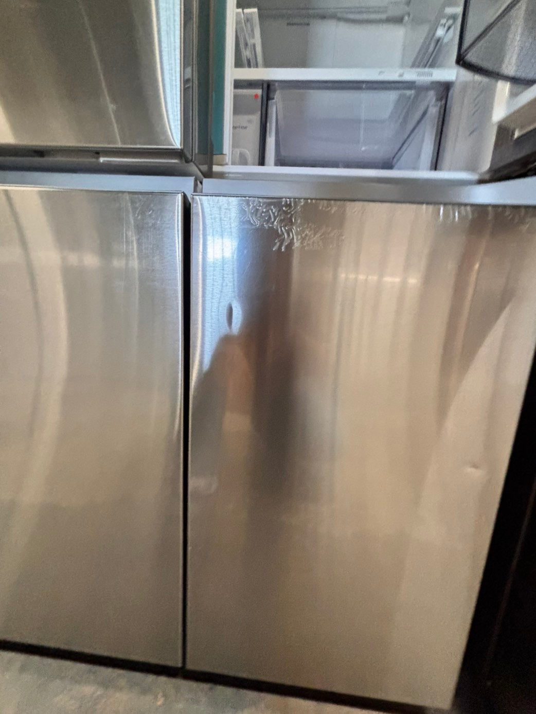 >special🎈New open box 📦 costumer return -Samsung - Bespoke 23 cu. ft. Counter Depth 4-Door French Door Refrigerator with Beverage center #RS33T41B