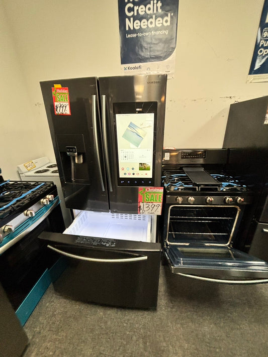 🎄🎄Christmas sale 🎅 2pc. Combo Samsung black stainless steel French door Refrigerator family hub stainless steel w/ ice water dispenser 36" & gas stove same brand/ item number #RF2PCCL