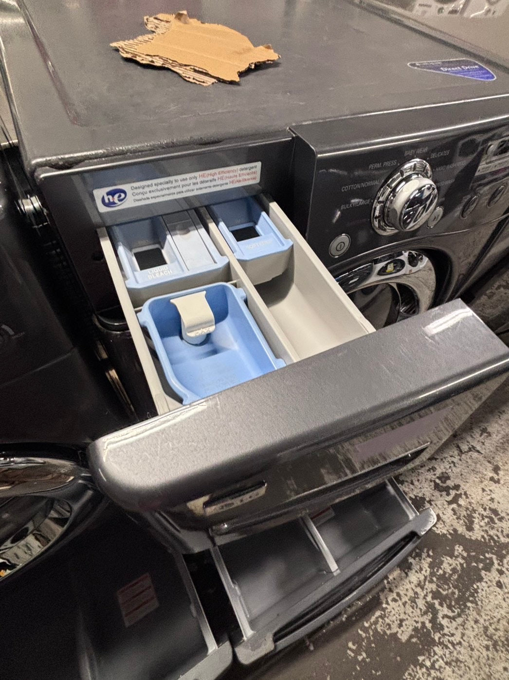 >used- refurbished LG front load washer & dryer set electric 220v large capacity with pedestals in gray stainless steel 27” #ELPV65B