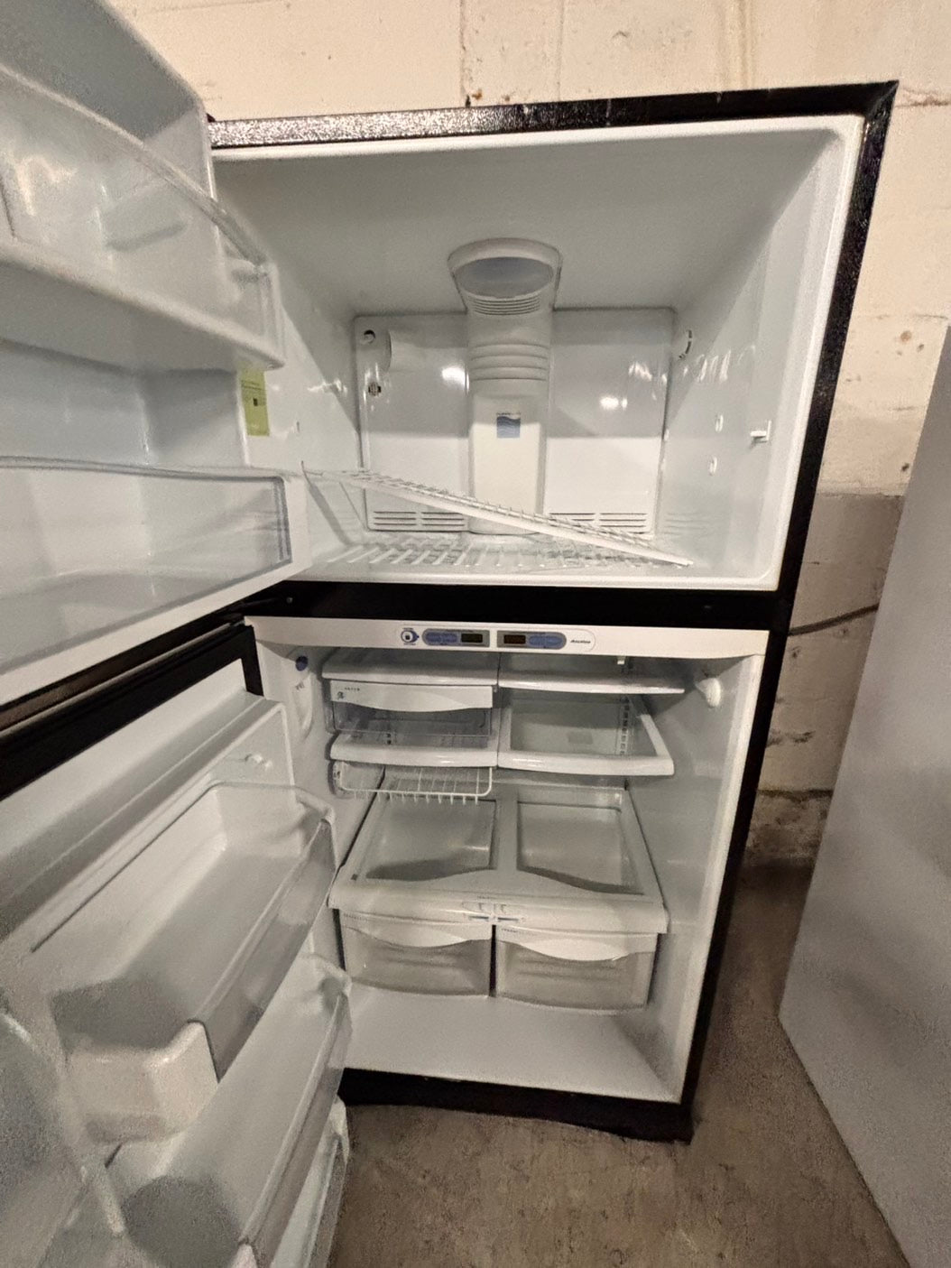 >GE  33” Top freezer fridge   ,stainless steel. used-refurbished #RG41T2B