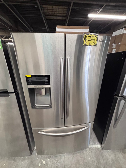 >* used-Refurbished samsung 36”w x69h x 29 depth refrigerator stainless steel w/ice & water dispenser 36 “ #FDSS73B
