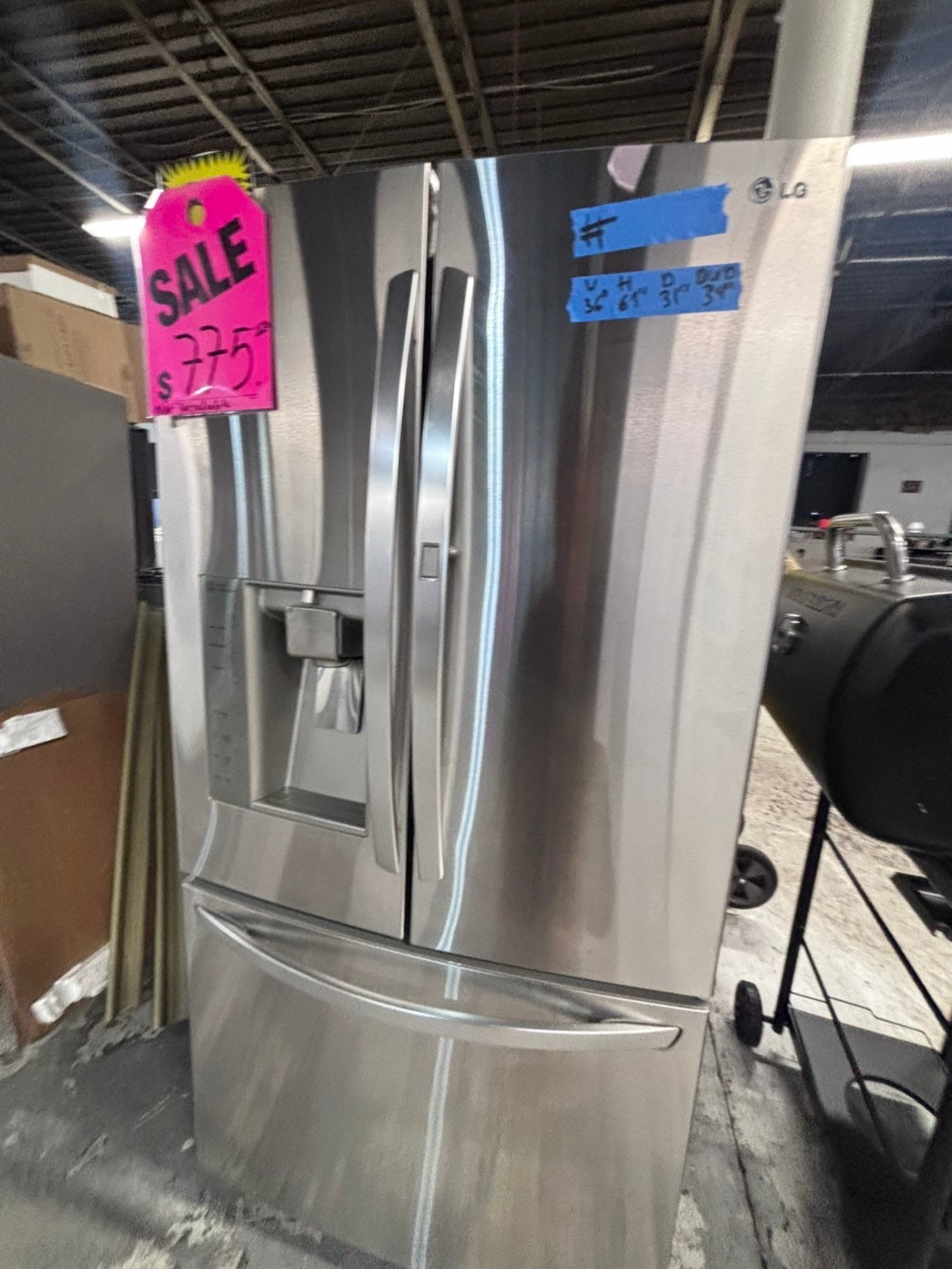 >>Used great condition used-Refurbished LG 36”w x69h x 31” depth refrigerator stainless steel w/ice & water dispenser 36 “ #LGFD31CU3B
