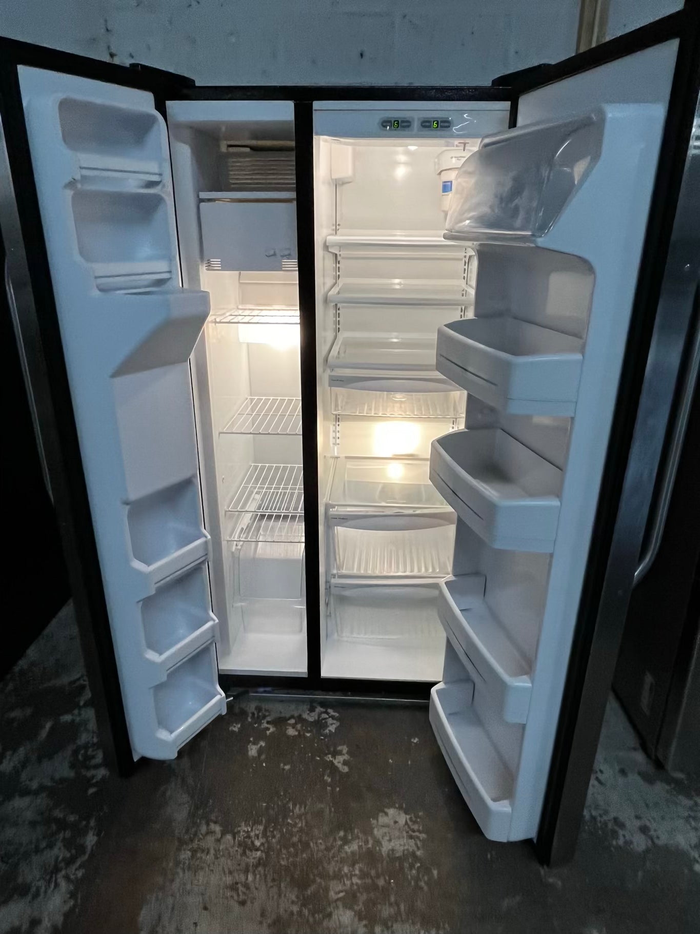 * 🎉 Black Friday ⚡️ GE side by side Refrigerator stainless steel w/ice water dispenser 33” #RF79334B