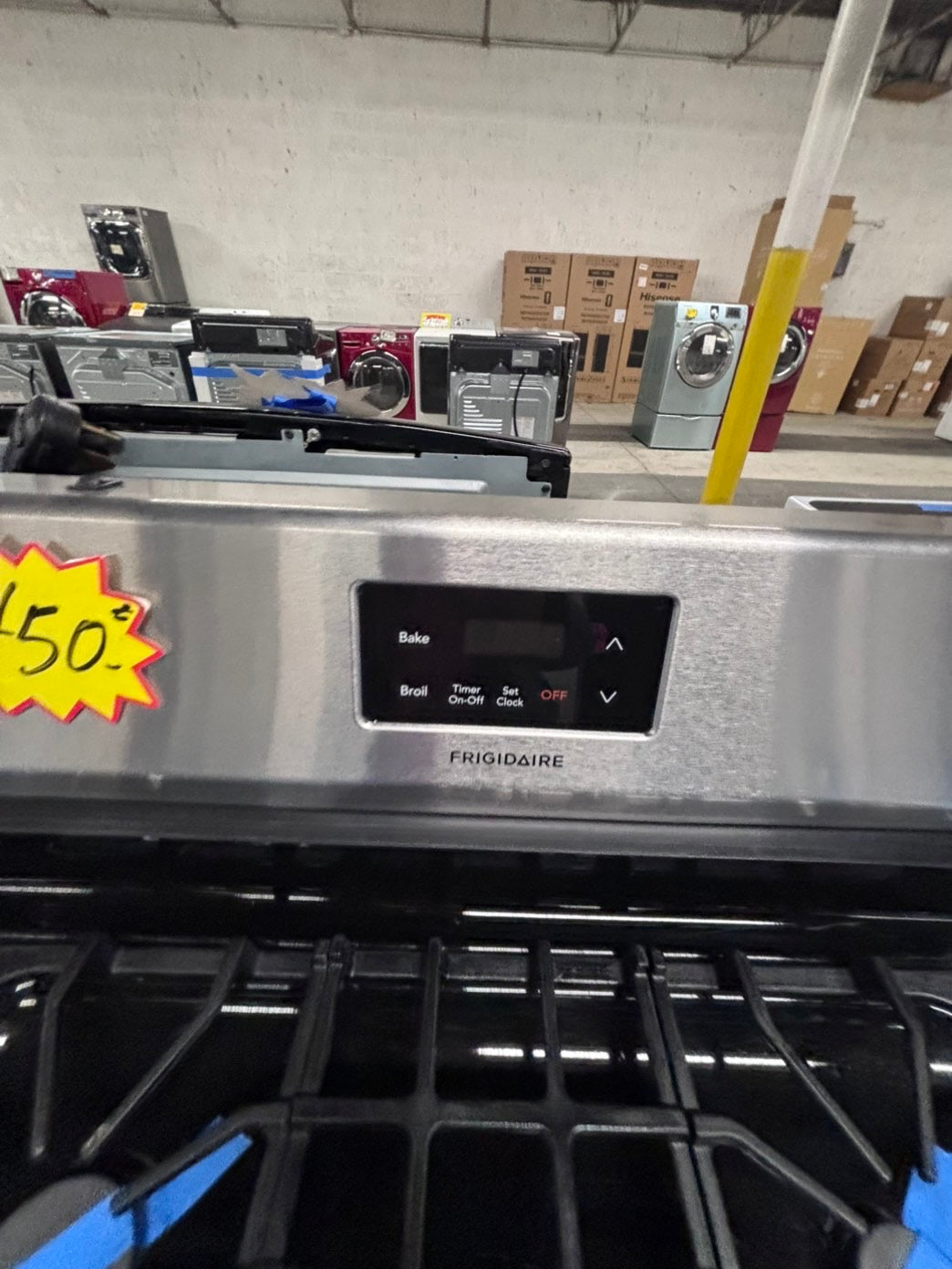 >FRIGIDAIRE Gas range 4 burner bake broil self clean in stainless steel used-Refurbished 30” #GRZW9B