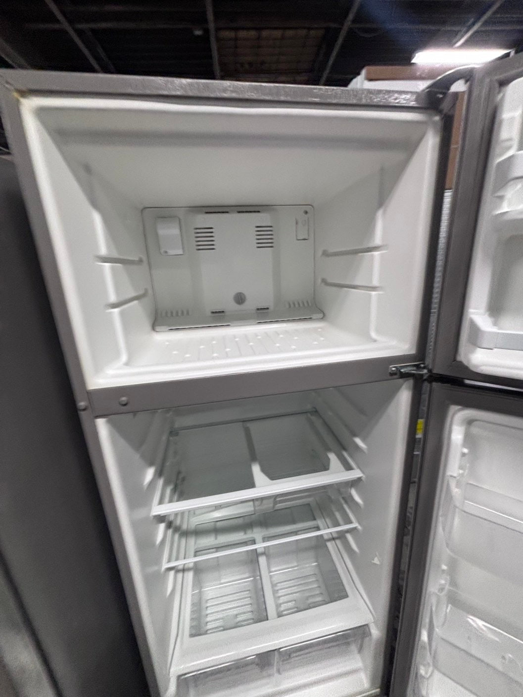 >*28” whirlpool top freezer fridge stainless steel  used-refurbished #FFSA3RB