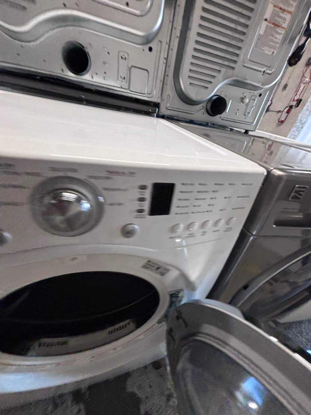 >*July 4th sale 🔥🇺🇸 LG sensor Dry front load stackable electric 220v dryer in white  color used-refurbished 27" #DS155NB