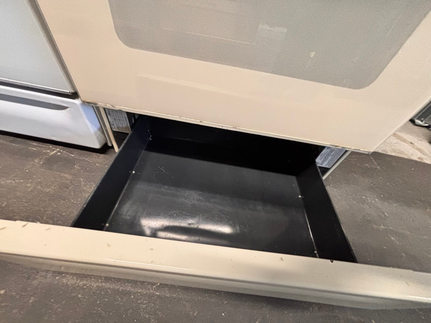 >special sale🔥GE Gas range 4 burner bake broil Hi/Lo self clean in off white used-Refurbished 30” #GEY94ZB