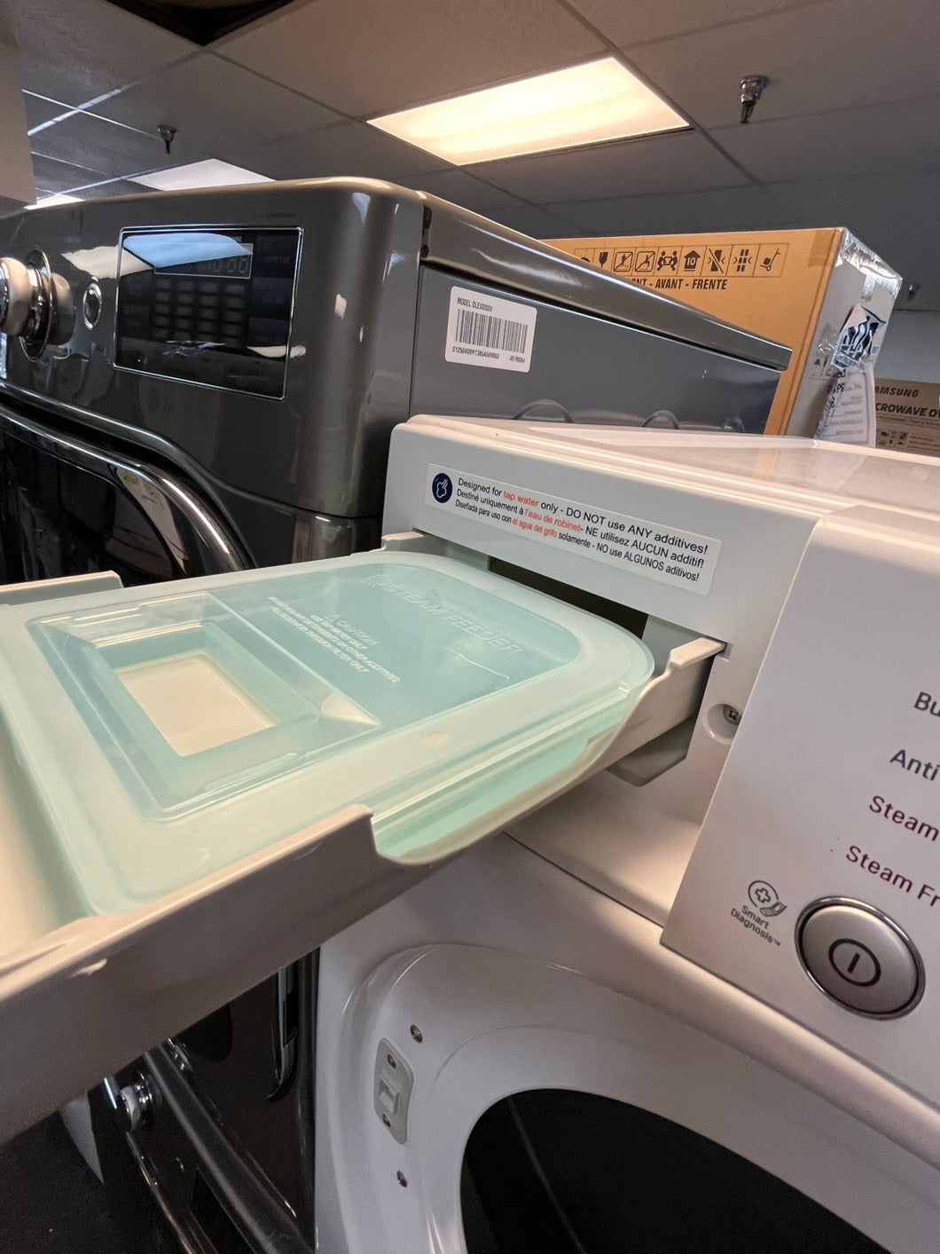 LG front load washer & TrueSteam sensor Dry front load dryer set electric 220v front load stackable in white 30" in Refurbished #WDPR20L
