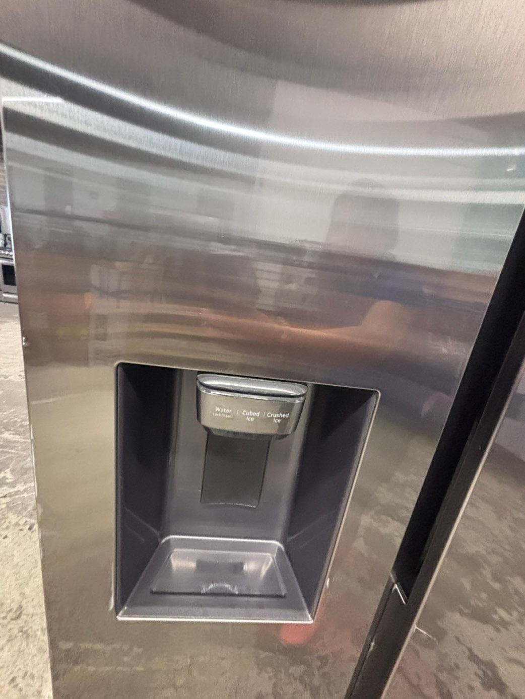 >*July 4th sale🇺🇸🔥Side x side  Refrigerator stainless steel with ice maker & water dispenser /. 36’’used-Refurbished. Item number  #RF66012B