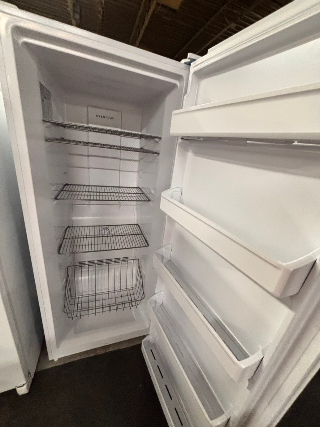>Frigidaire up-right freezer white 16 cu.ft Refurbished-used #RF9ZXB