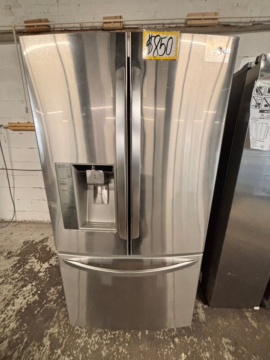 >LG  French door Refrigerator full size  stainless steel w/ ice water dispenser great condition 36" used-refurbished #KVT33ZB