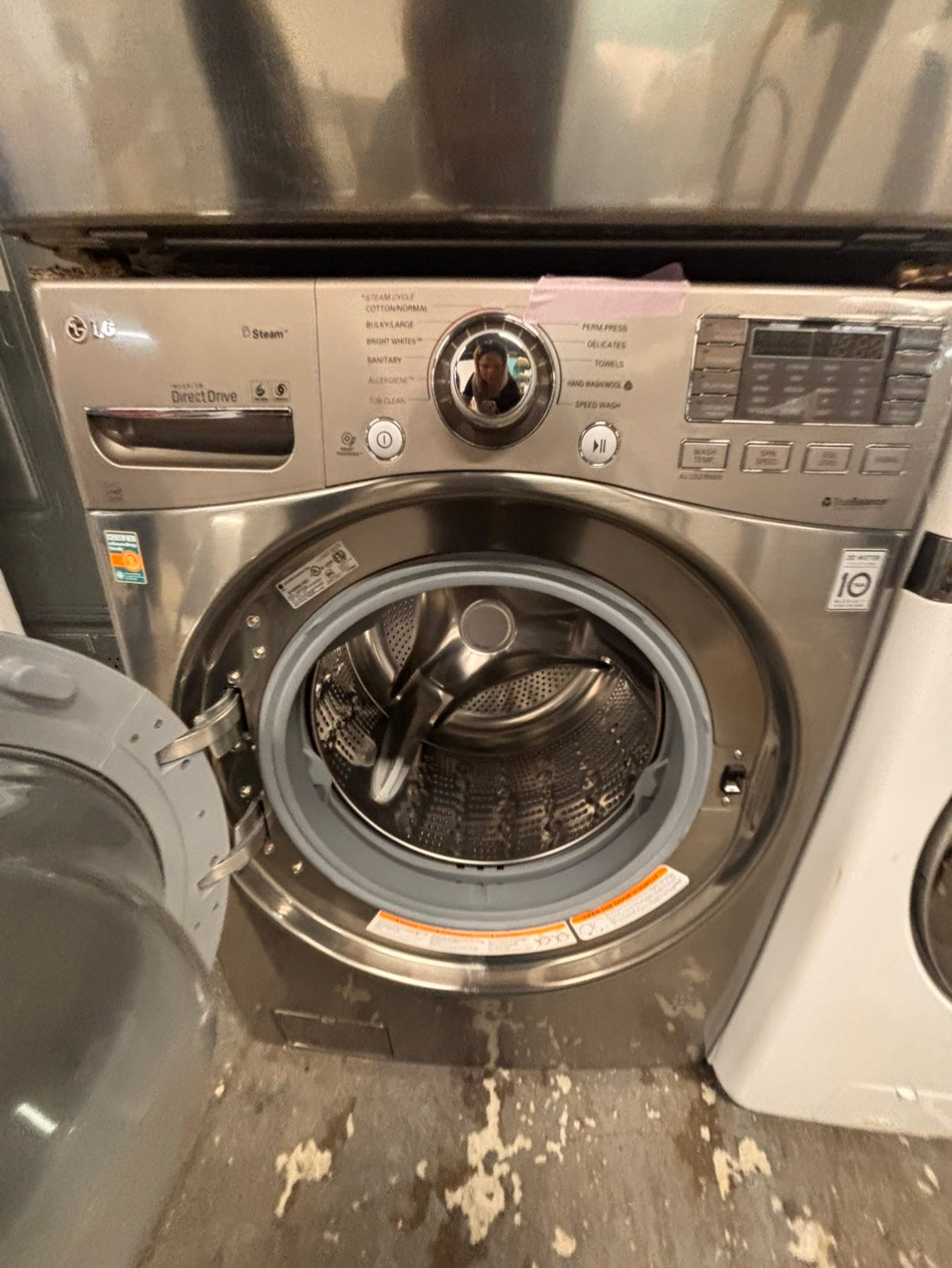>*Used-great conditions refurbished LG steam washer 4.5cu large capacity in silver-gray  #WR15WW