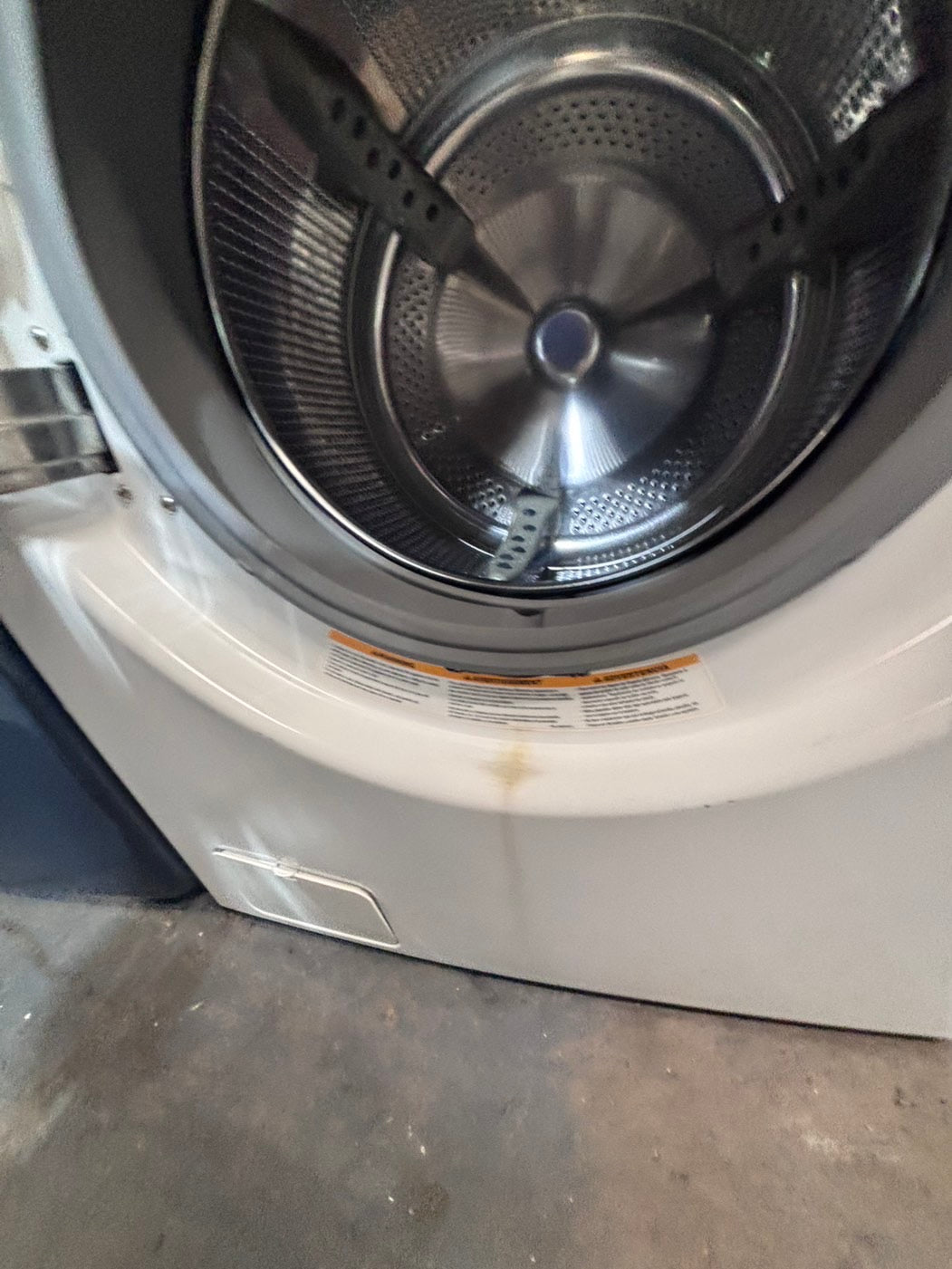 } special🎉LG  washer & dryer set electric 220v front load stackable or side by side - sensor dry , working 💯  with warranty , in white color   #SPM16SET