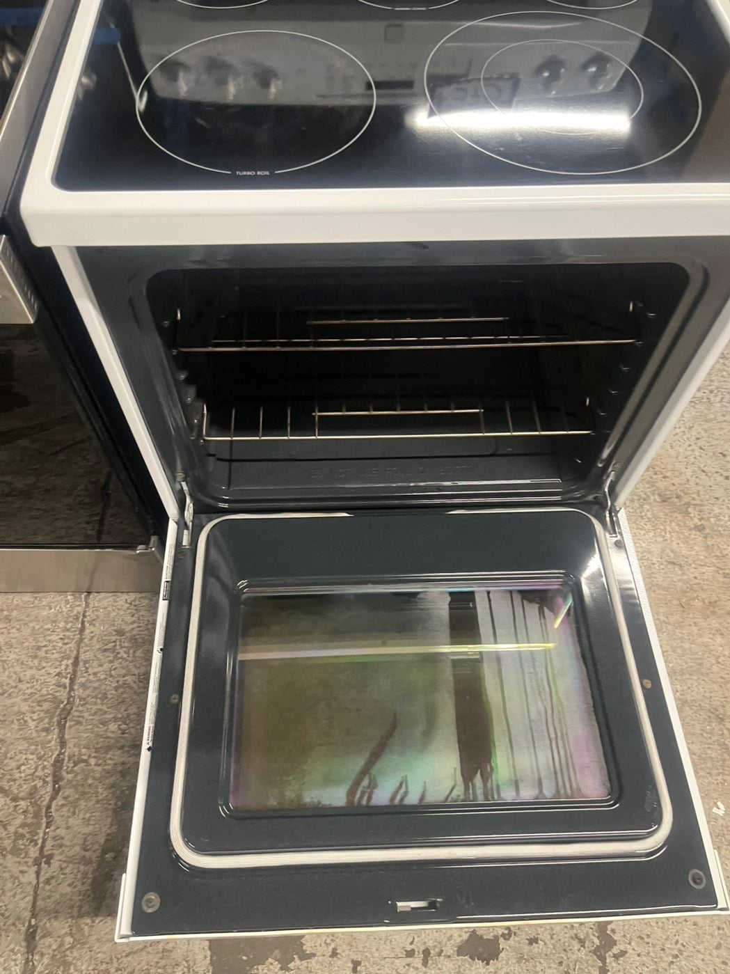 =Kenmore Convection oven Glass Top electric stove white bake broil 5 burner Self clean 30” white Refurbished #ELRA47B