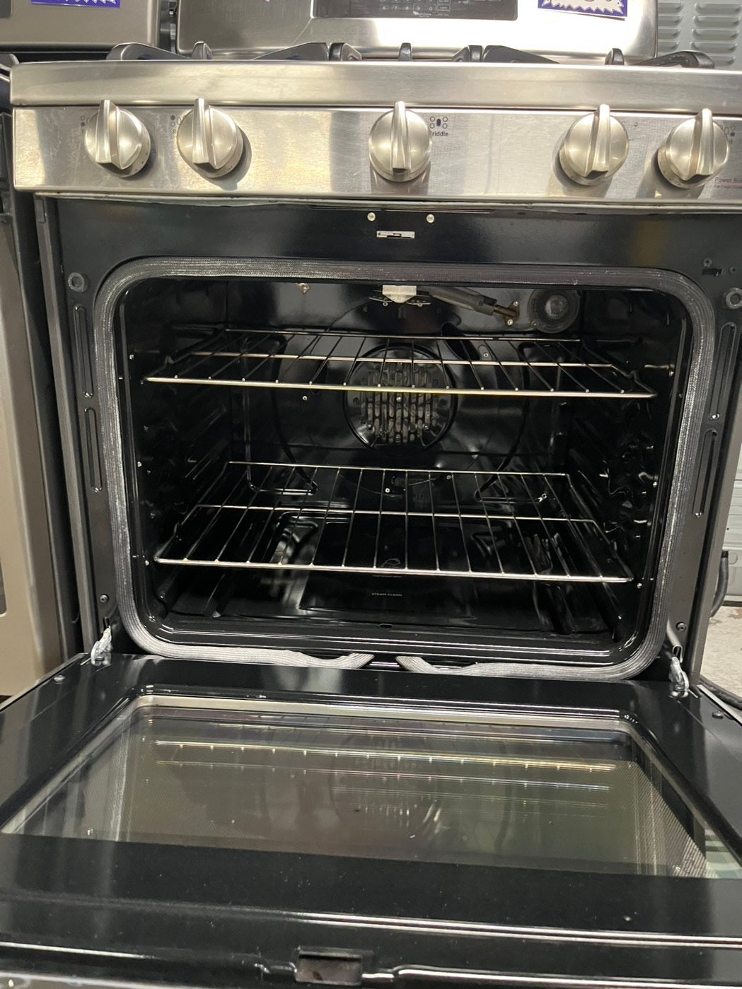 = GE Gas range convection oven 5 burner convection bake broil Hi/Lo self clean in stainless steel -used-Refurbished 30” #GE5TCB