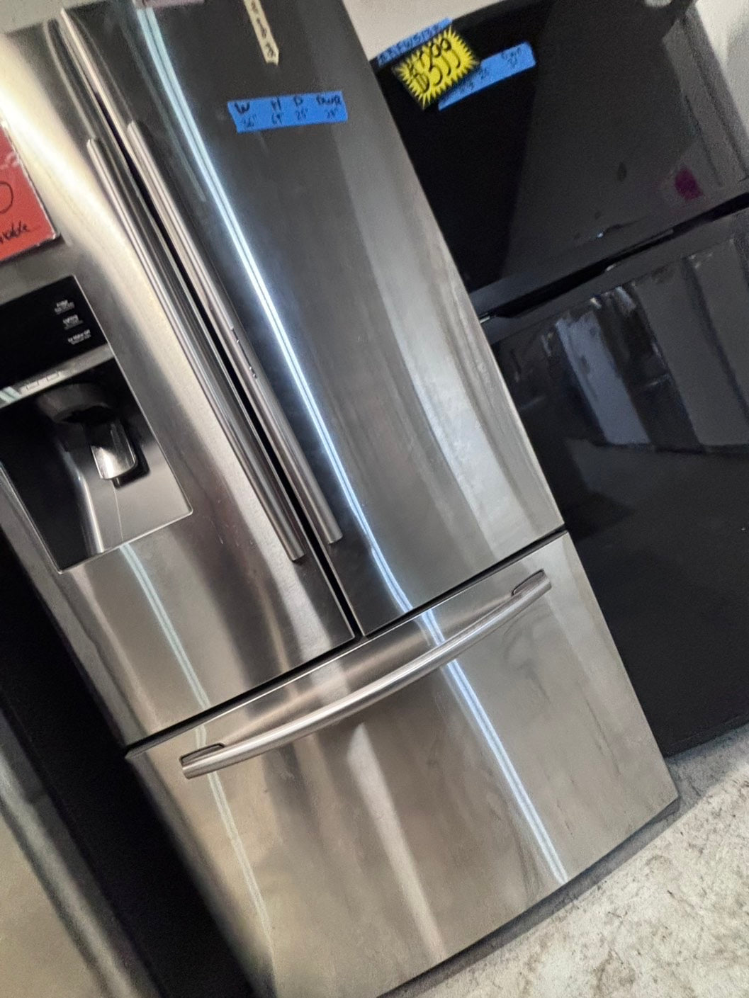 >*36”samsung counter depth French doors  fridge  stainless steel (ice maker & water doesn’t work) doesn’t affect on the others functions. 36” #SA24MAB