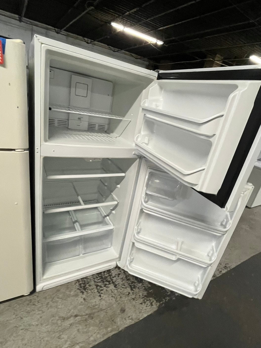 -Frigidaire 30” top freezer refrigerator in  white used refurbished 30’ #RF21CU98B