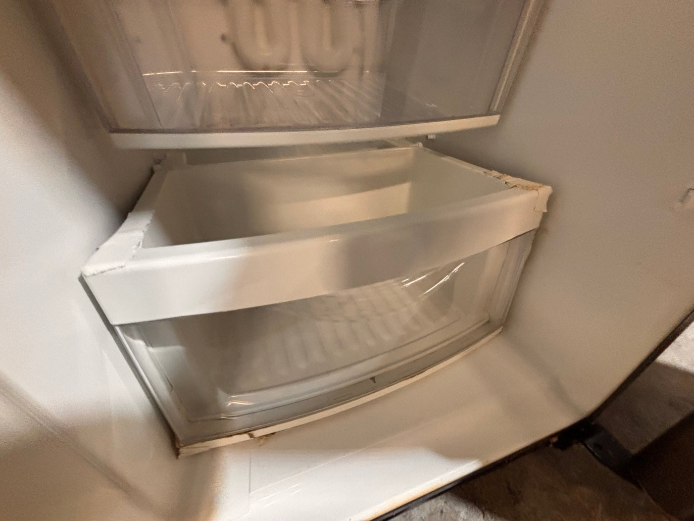 >*CLEARANCE🔥🔥GE Side x side  36”x 69”h x 29depth ,Refrigerator slate  with ice maker & water dispenser /. 36” 26cu.ft used-Refurbished. Item number  #RFU114B