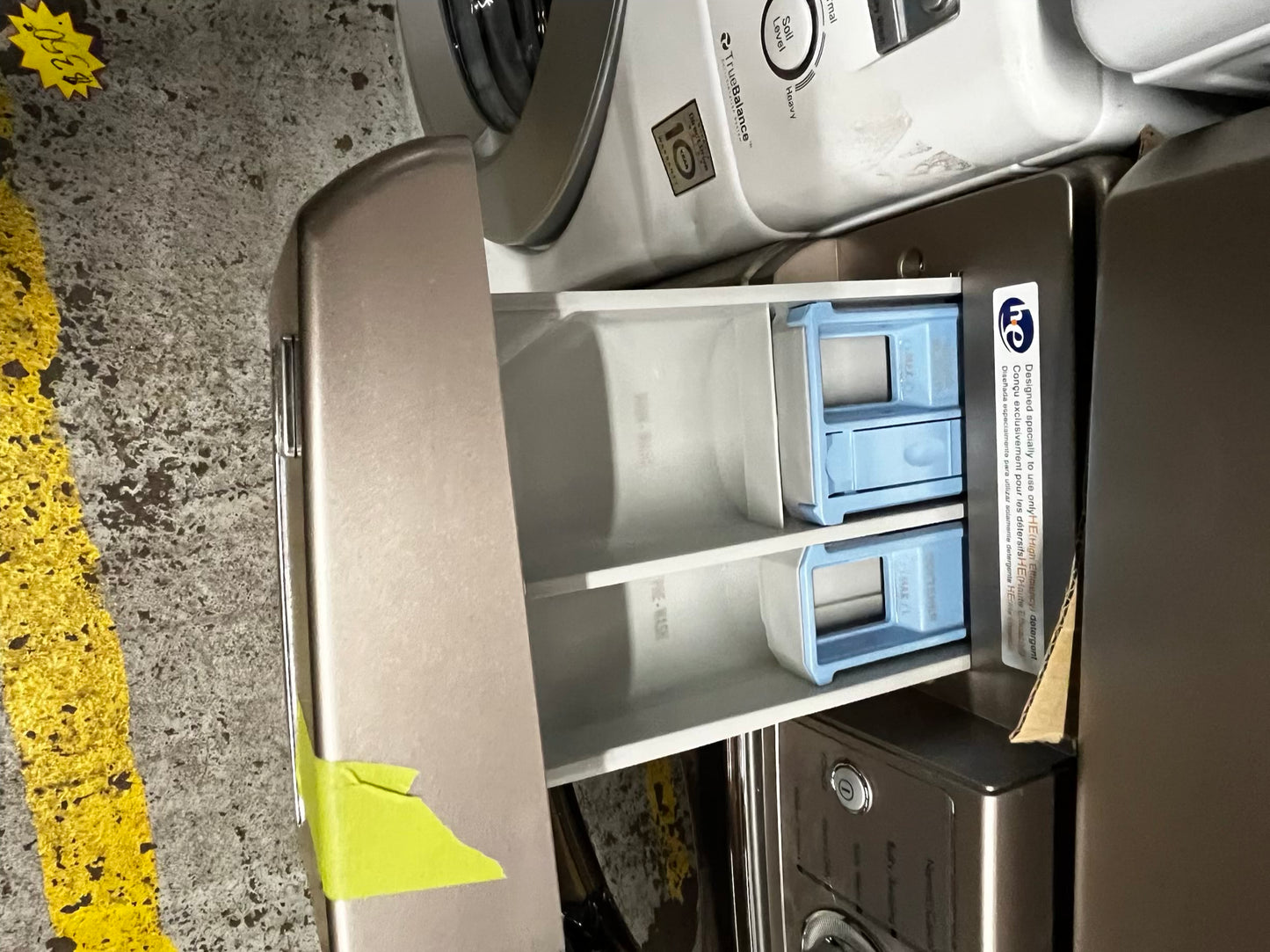 • Kenmore washer 4.5 cu ft & dryer 7.5 cu ft set electric 220v front load stackable or side by side - sensor dry He in champagne #WD9947PB